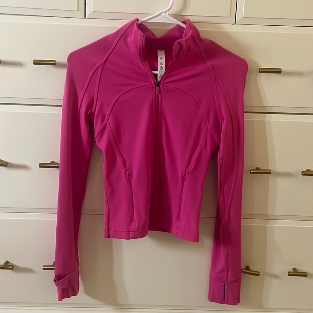 Sonic pink lululemon cropped define jacket!